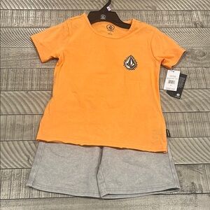 Volcom Orange T-Shirt and Gray Shorts Set